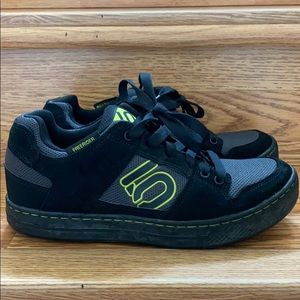 Five Ten Freerider cycling shoe women’s 9.5